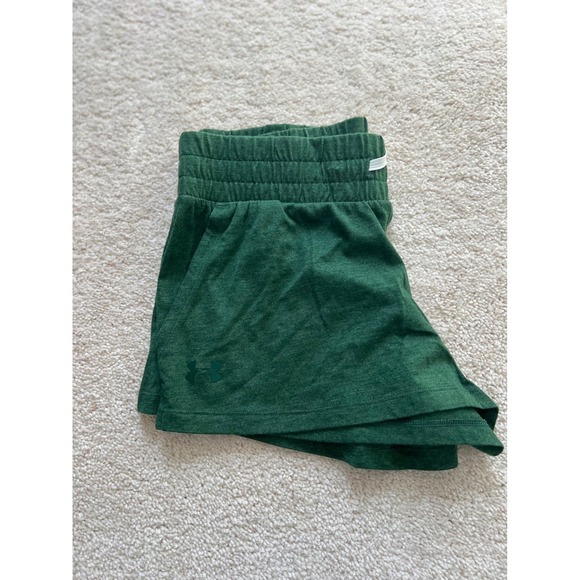 Under Armour Athletic Shorts Running Gym Workout Green Comfy Size Small. NWT - Picture 1 of 5